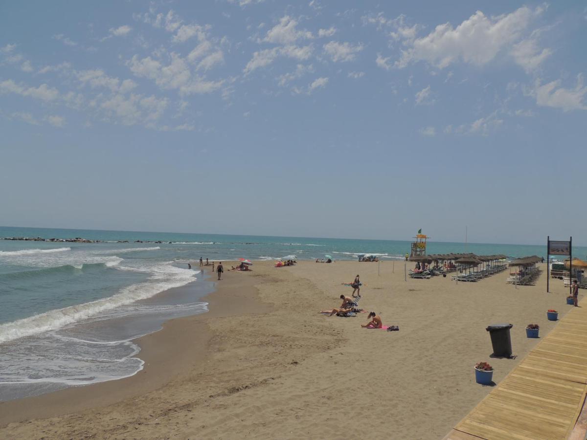 Las Gaviotas Beach - Playa - Sea Front - Frente Al Mar Apartment Benalmadena Exterior photo