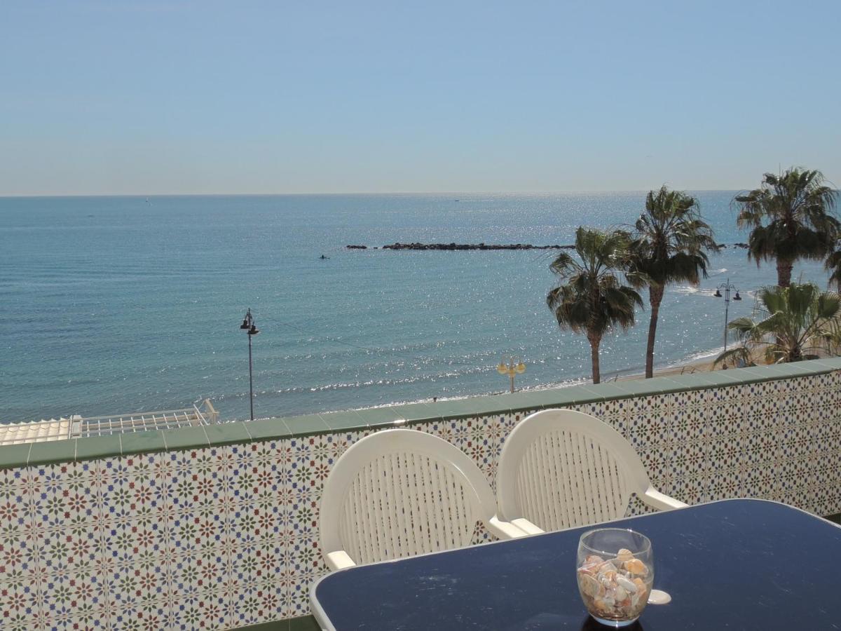 Las Gaviotas Beach - Playa - Sea Front - Frente Al Mar Apartment Benalmadena Exterior photo